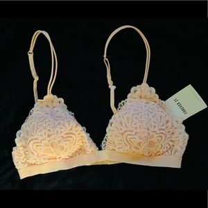 Floral Lace Plunging Bralette | Forever 21